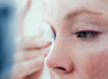 Your Skin - Cleaning Makeup